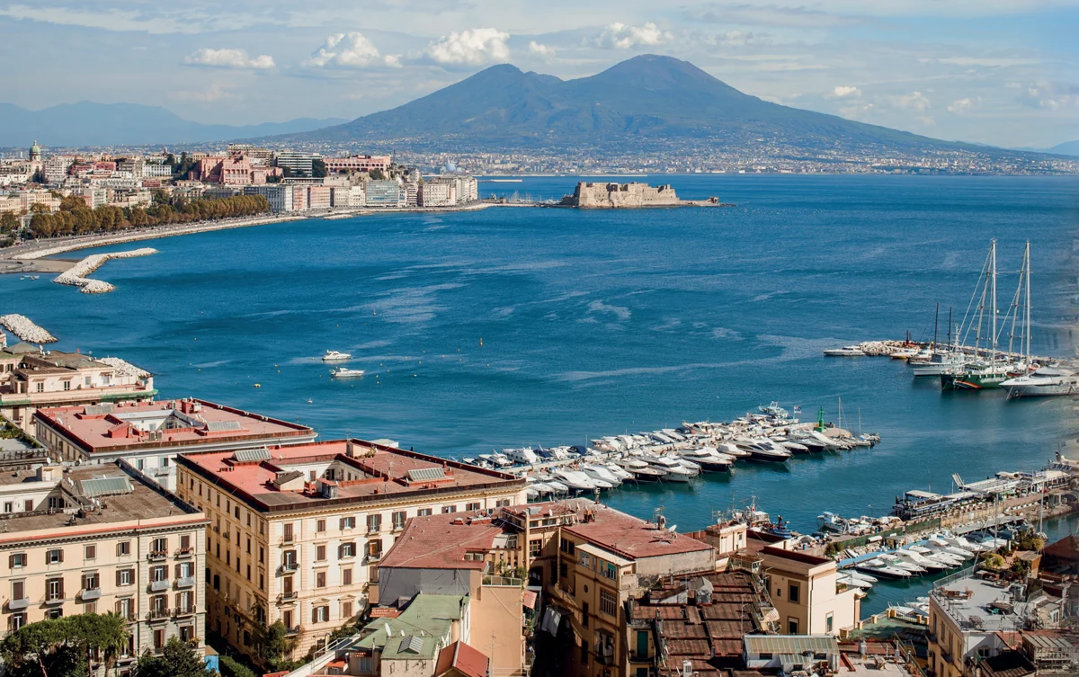 Napoli e Bologna, appuntamento al 2027